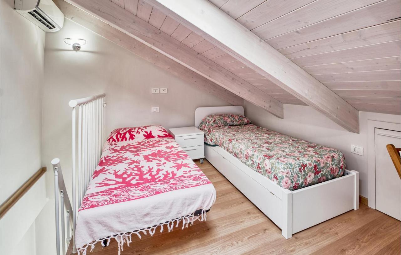 Gorgeous Home In Magliolo-Finale Ligure 外观 照片