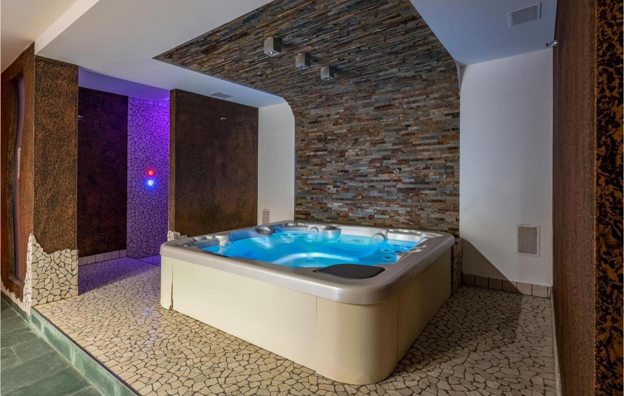 Gorgeous Home In Magliolo-Finale Ligure 外观 照片